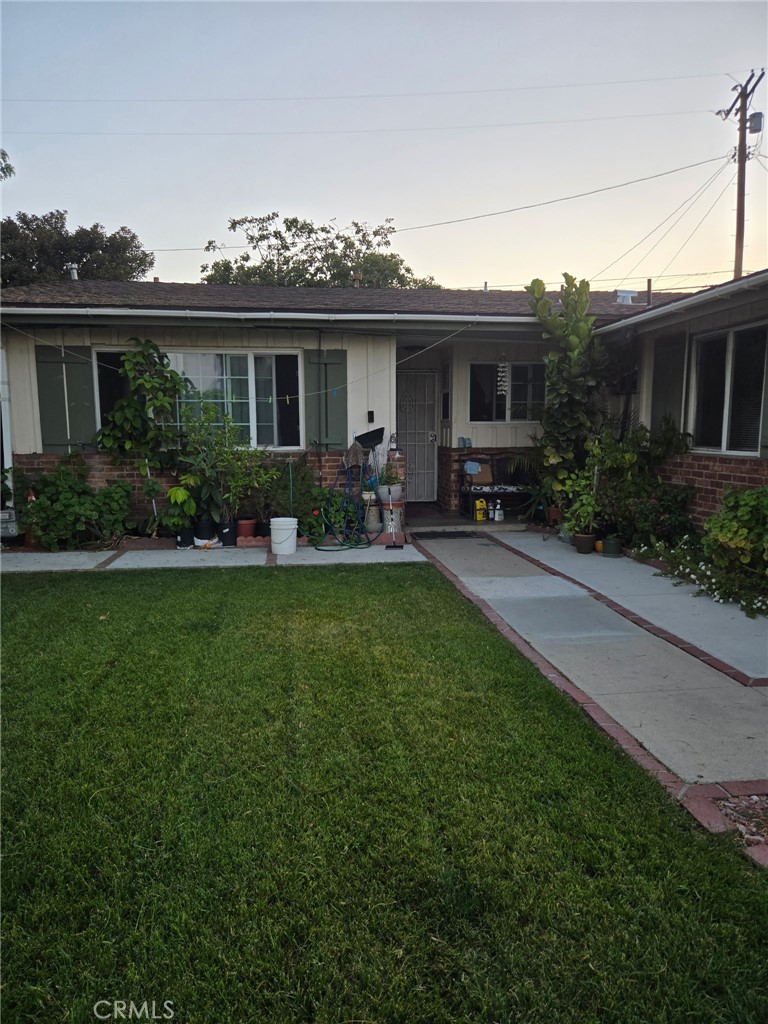 7827 Bakman, Los Angeles, CA 91352 — photo 1