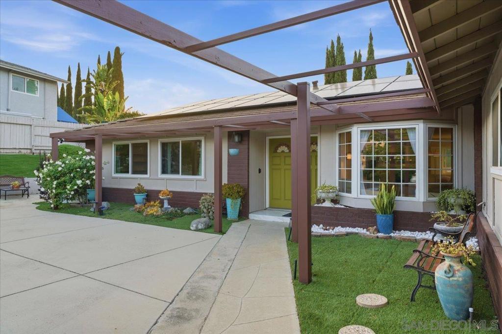 1872 Craigmore, Escondido, CA 92027 — photo 1