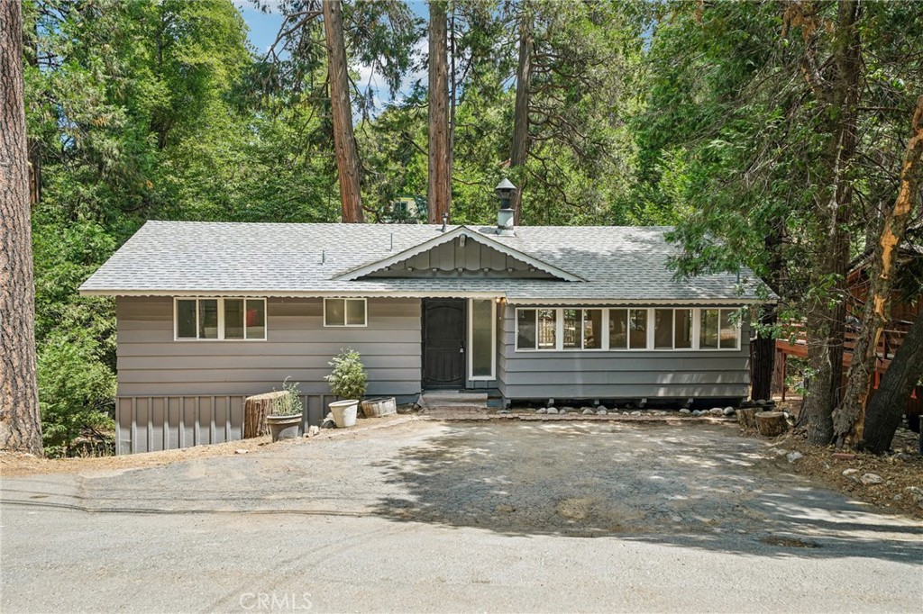 24978 Faulhorn, Crestline, CA 92325 — photo 1