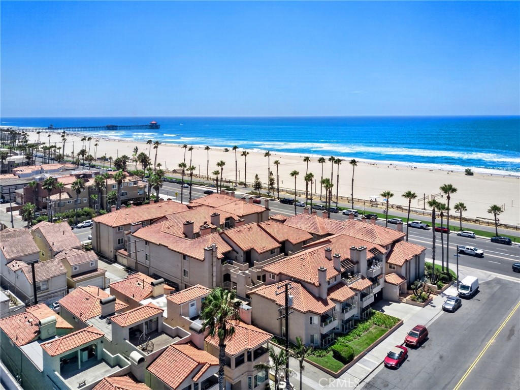 1400 Pacific Coast Hwy 103, Huntington Beach, CA 92648 — photo 1