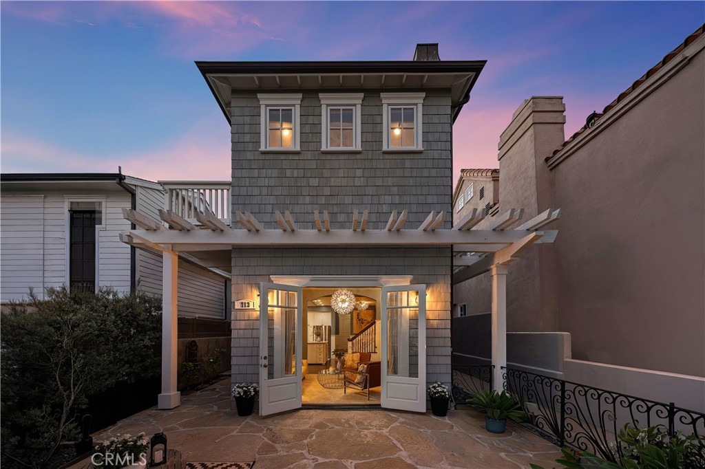 713 Larkspur Avenue, Corona Del Mar, CA 92625 — photo 1