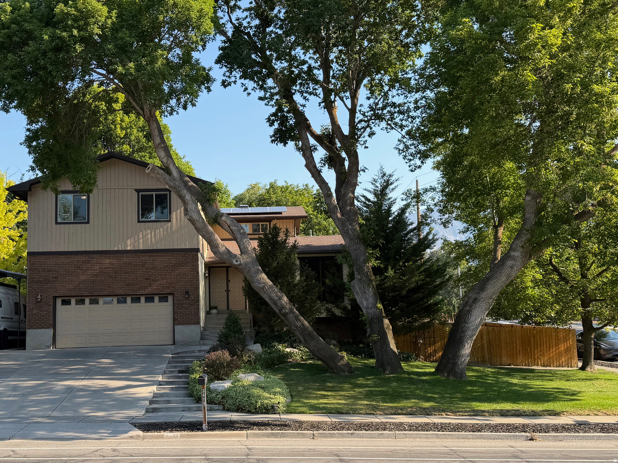 3489 E CREEK RD, Cottonwood Heights, UT 84121 — photo 1