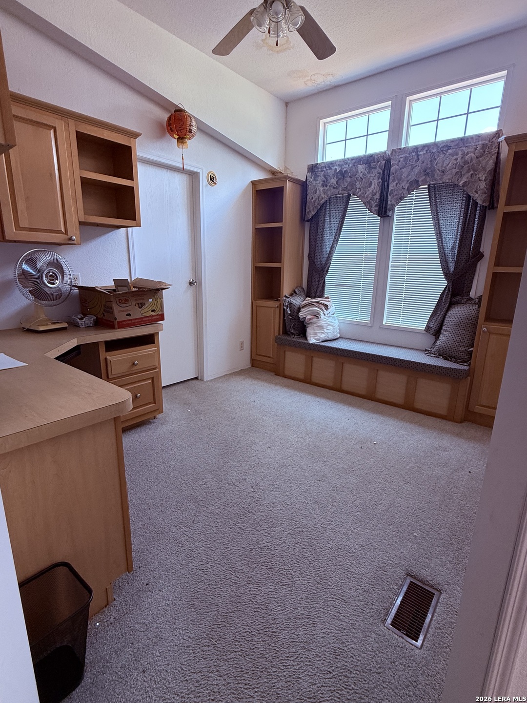 313 EAGLE RIDGE DR, ,  78114 — photo 1