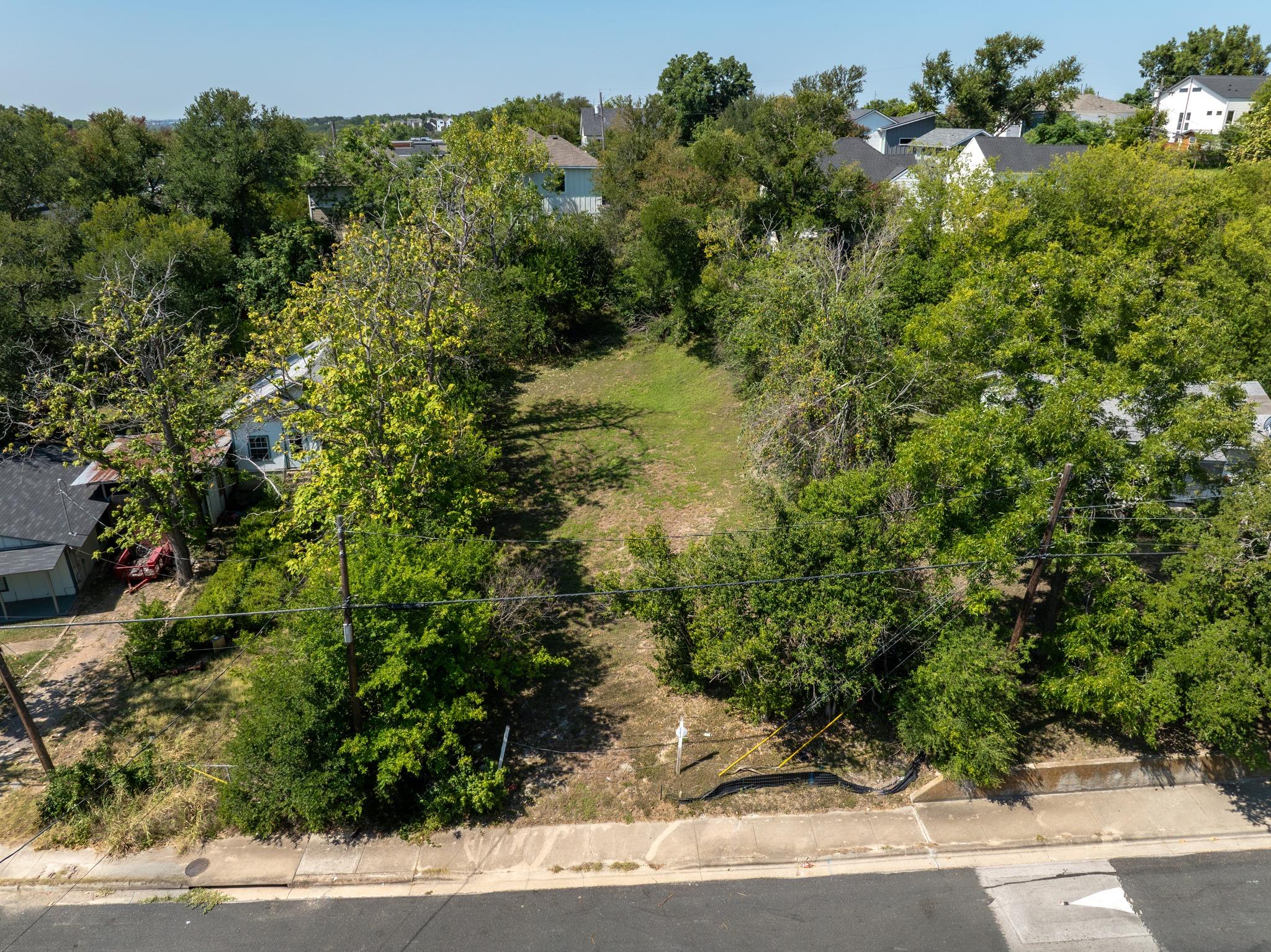 5005 Heflin, Austin, TX 78721 — photo 1