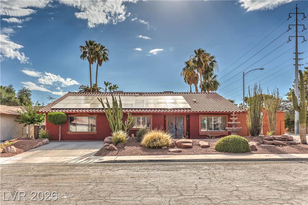 4411  Paseo El Rio Drive, Las Vegas, NV 89121 — photo 1