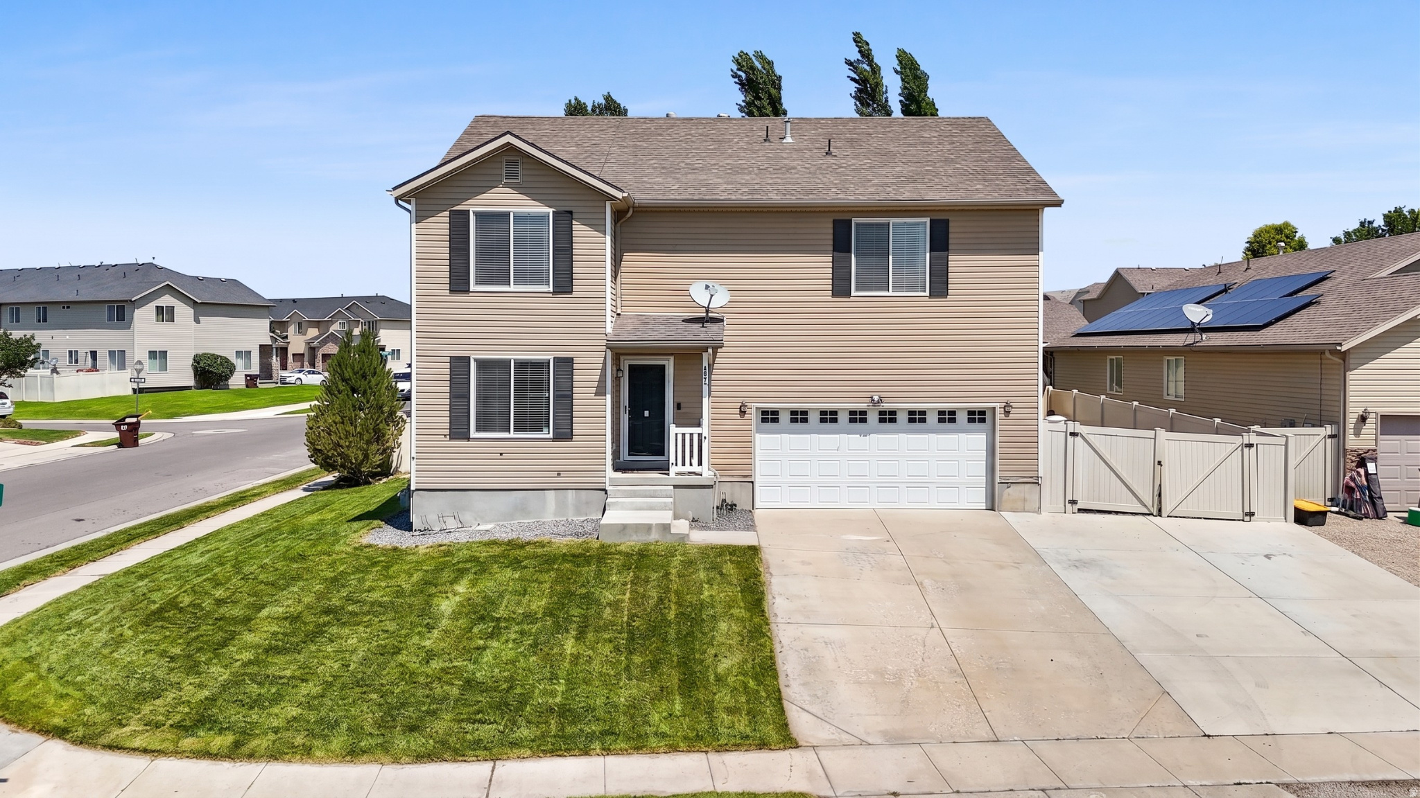 2059 E HICKOCK WAY, Eagle Mountain, UT 84005 — photo 1