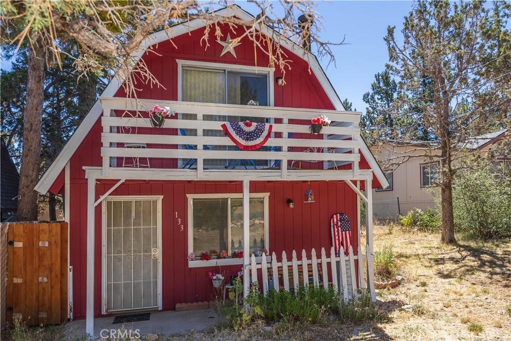 133 Holmes Lane, Sugarloaf, CA 92386 — photo 1