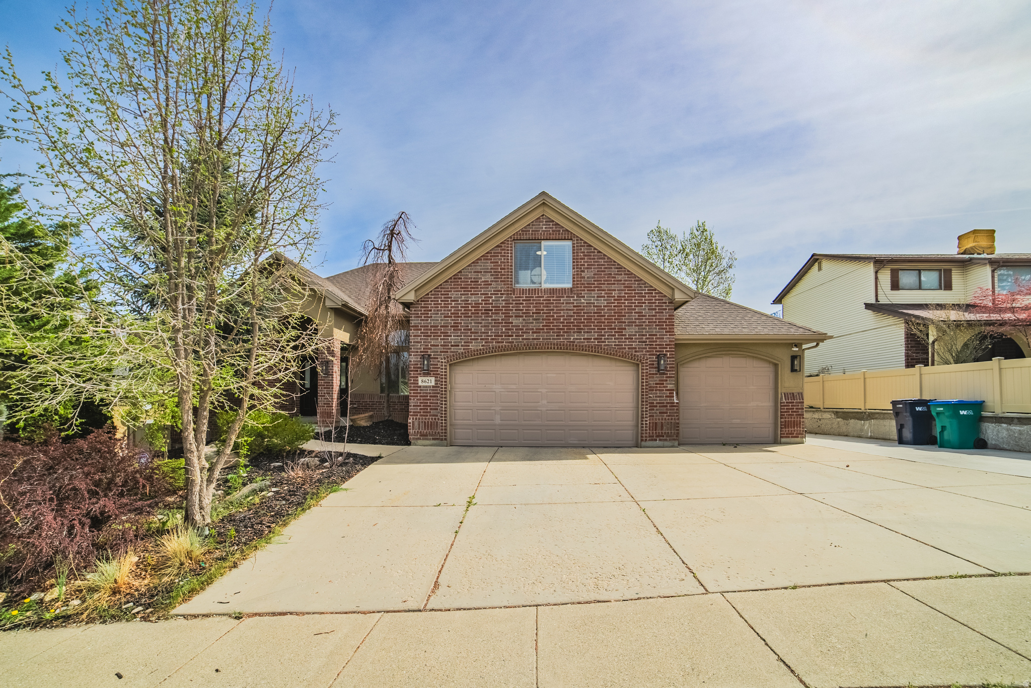 8621 S 1700 E, Sandy, UT 84093 — photo 1