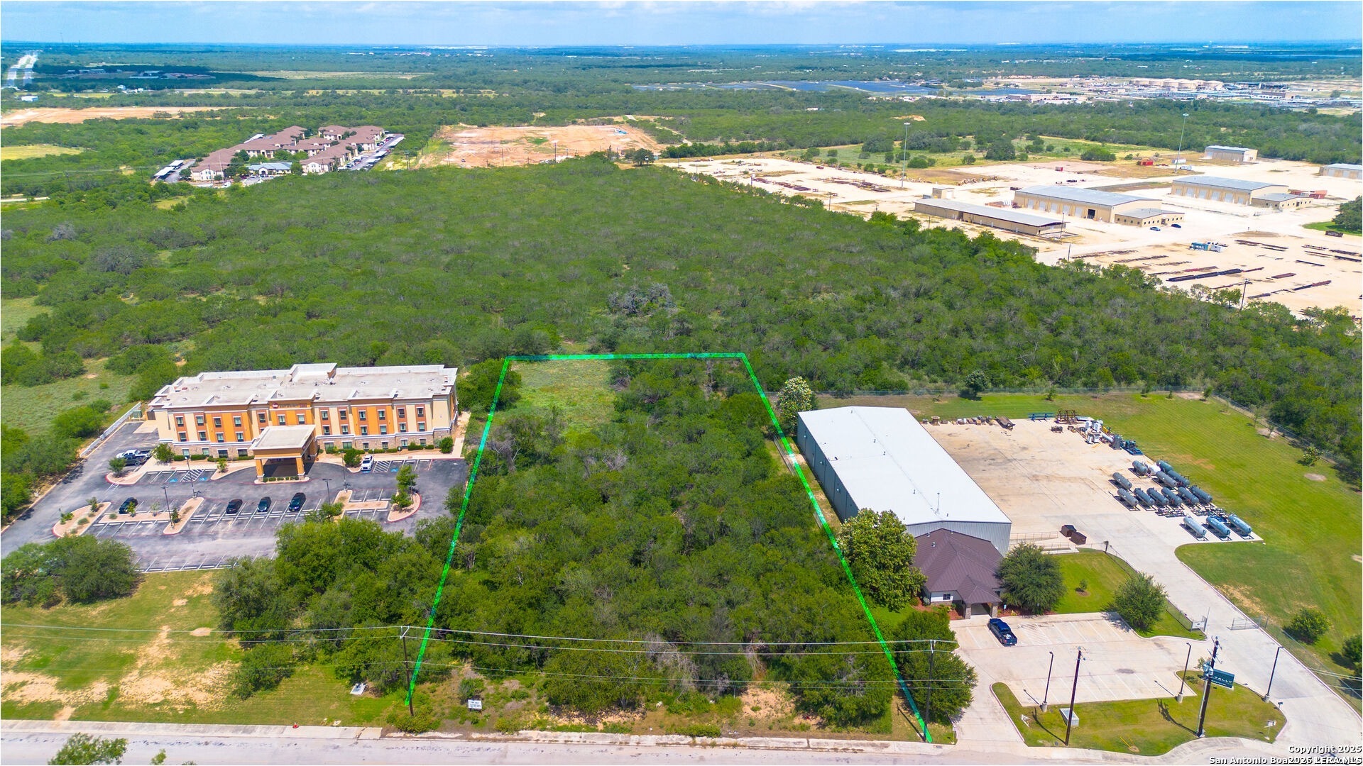 20011 Eagle Ford Way, Elmendorf, TX 78112 — photo 1
