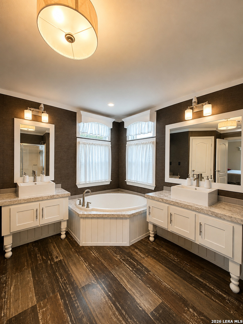 156 County Road 7752, ,  78016 — photo 1