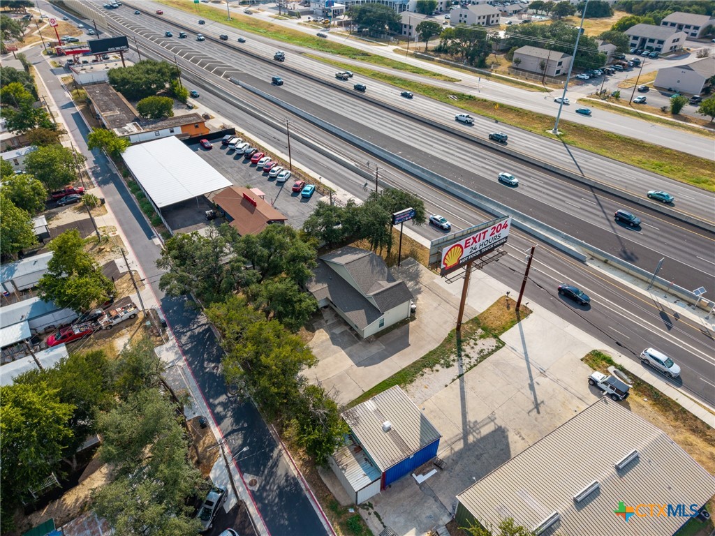 1712 N Interstate 35, San Marcos, TX 78666 — photo 1
