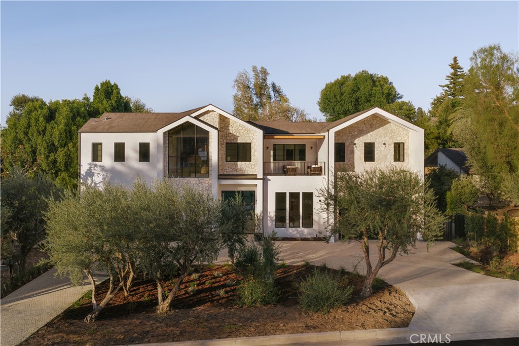 4744 Vista De Oro Avenue, Woodland Hills, CA 91364 — photo 1