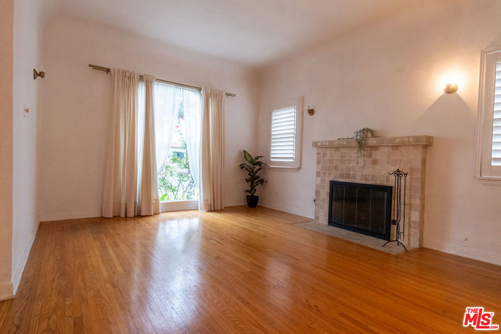 8714 S Wilton Place, Los Angeles, CA 90047 — photo 1