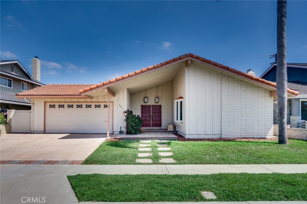 6381 Myrtle, Huntington Beach, CA 92647 — photo 1