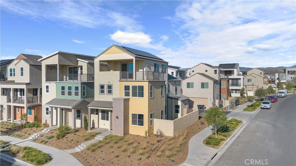 187 yugen, Irvine, CA 92618 — photo 1