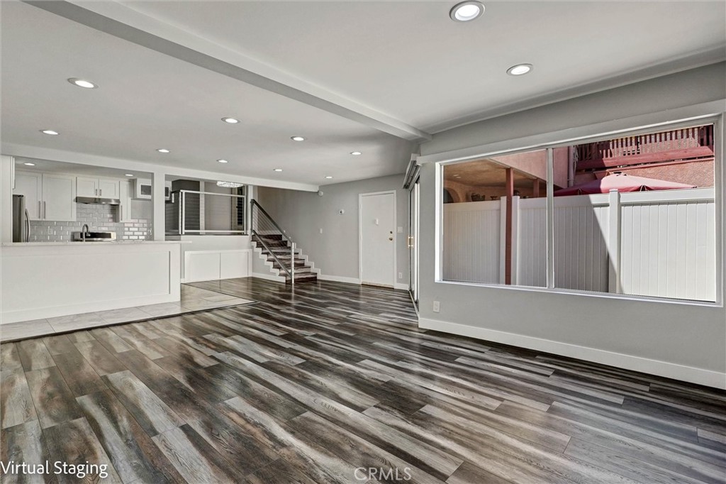 7924 Woodman Avenue 22, Panorama City, CA 91402 — photo 1