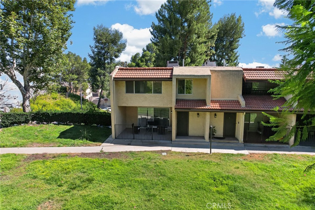9541 Via Salerno, Burbank, CA 91504 — photo 1