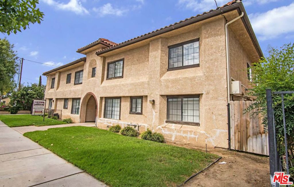 24846 Walnut Street, Santa Clarita, CA 91321 — photo 1
