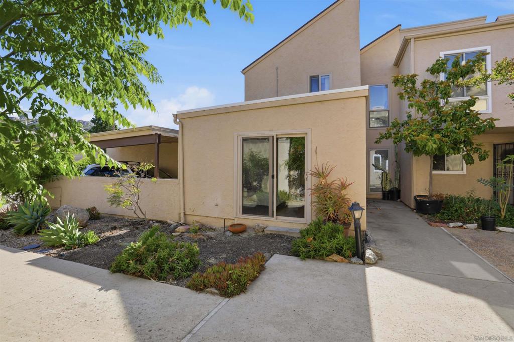 23660 Country Villa Rd, Ramona, CA 92065 — photo 1