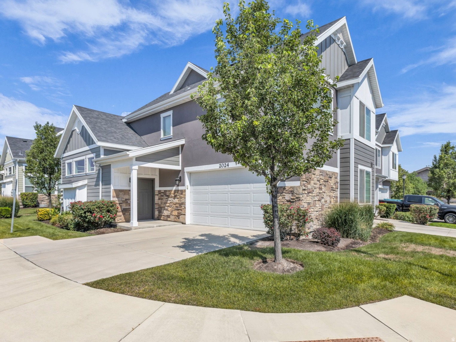 2024 W PARK RIM WAY, Riverton, UT 84065 — photo 1
