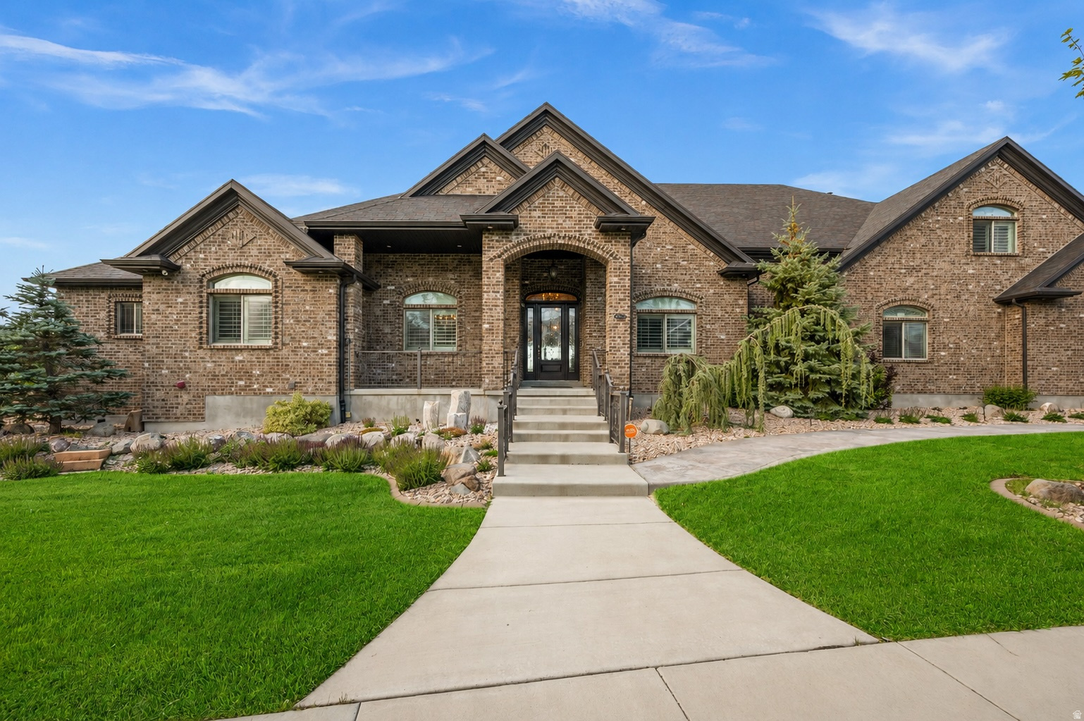 6828 W VISTA SPRINGS DR, Herriman, UT 84096 — photo 1