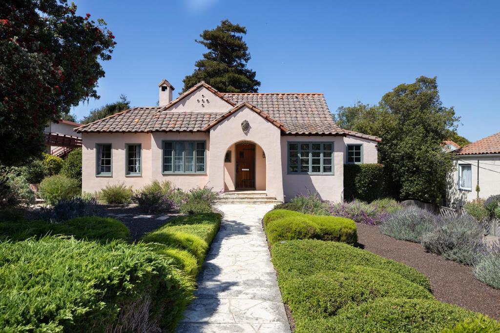 938 Lighthouse Avenue, Pacific Grove, CA 93950 — photo 1