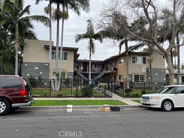 910 S Townsend, Santa Ana, CA 92704 — photo 1