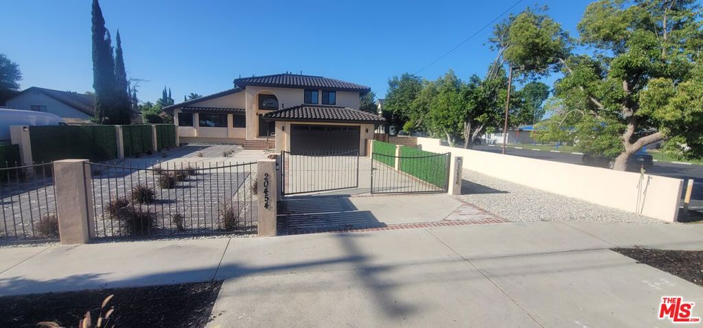 20454 Strathern St, Winnetka, CA 91306 — photo 1