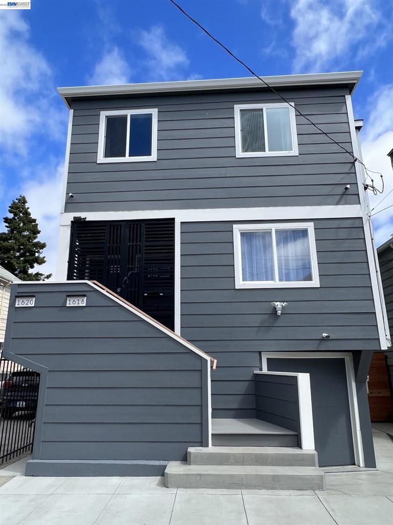 1620 12Th Ave, Oakland, CA 94606 — photo 1