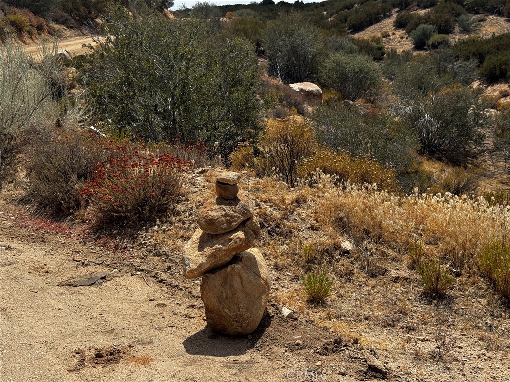 0 AGATE, Hesperia, CA 92345 — photo 1