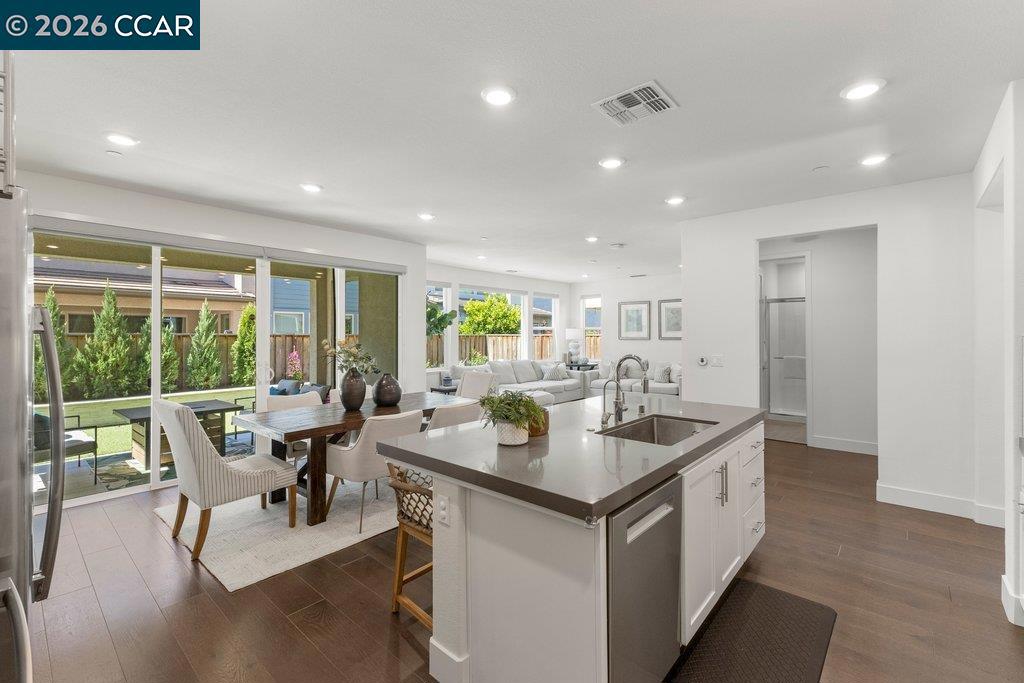 5772 Juniper Way, Dublin, CA 94568 — photo 1