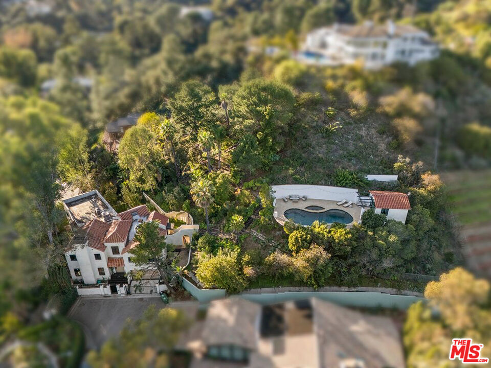 8171 Tianna Road, Los Angeles, CA 90046 — photo 1