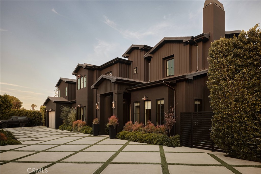 5330 Amestoy, Encino, CA 91316 — photo 1