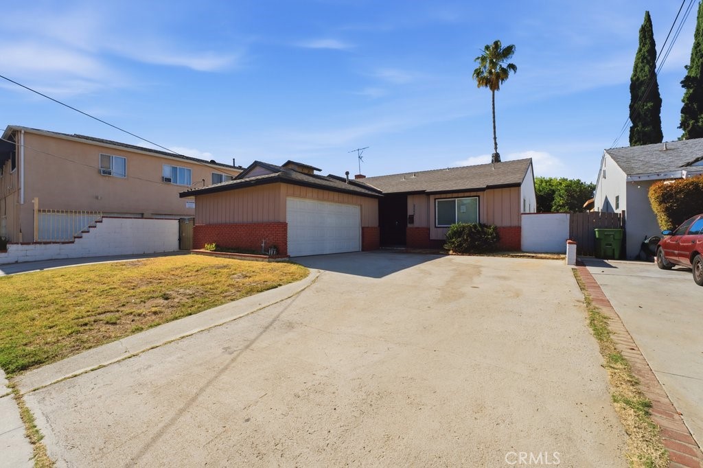10943 Kittridge Street, North Hollywood, CA 91606 — photo 1