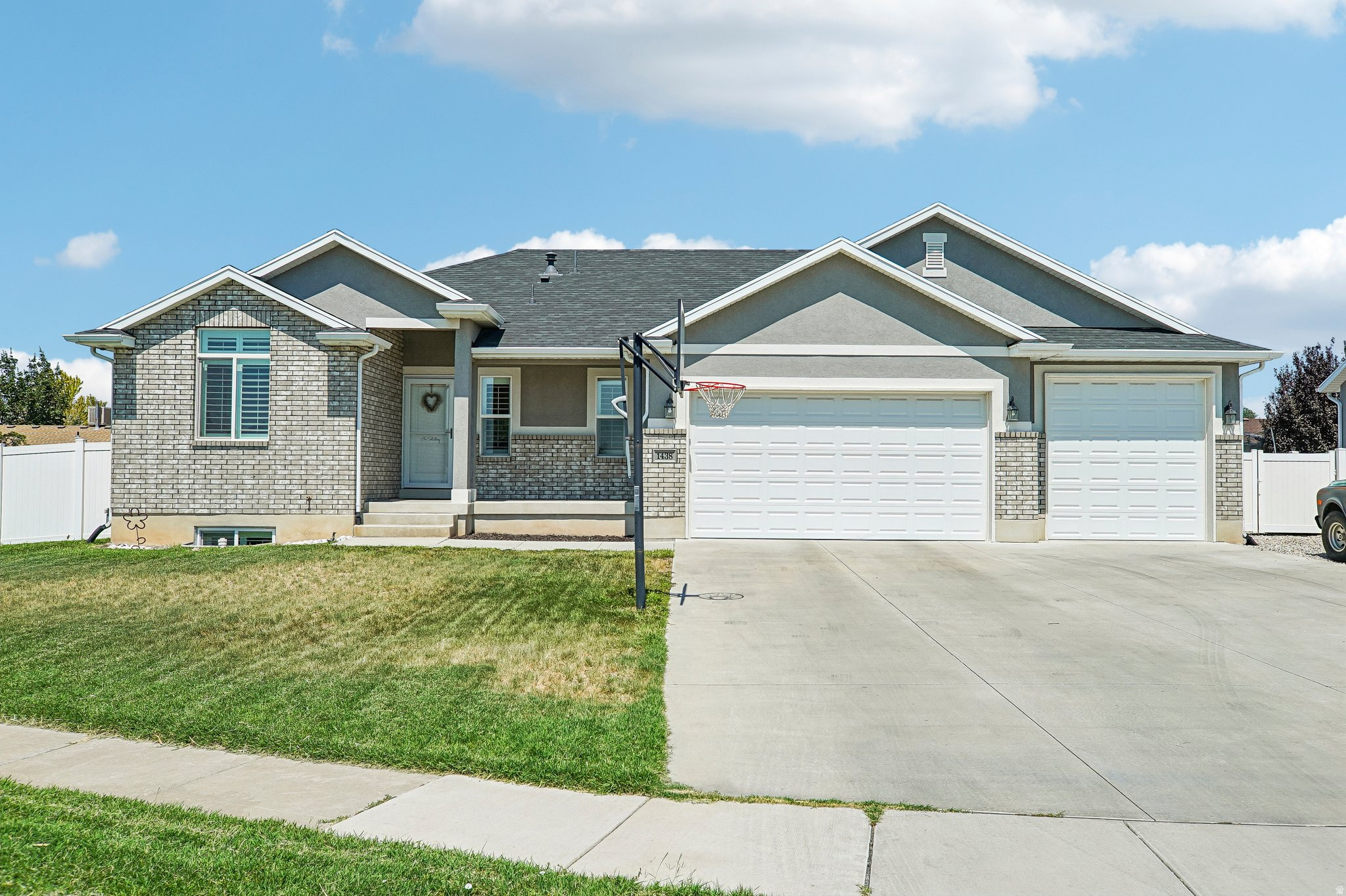 1438 W 2535 N, Clinton, UT 84015 — photo 1