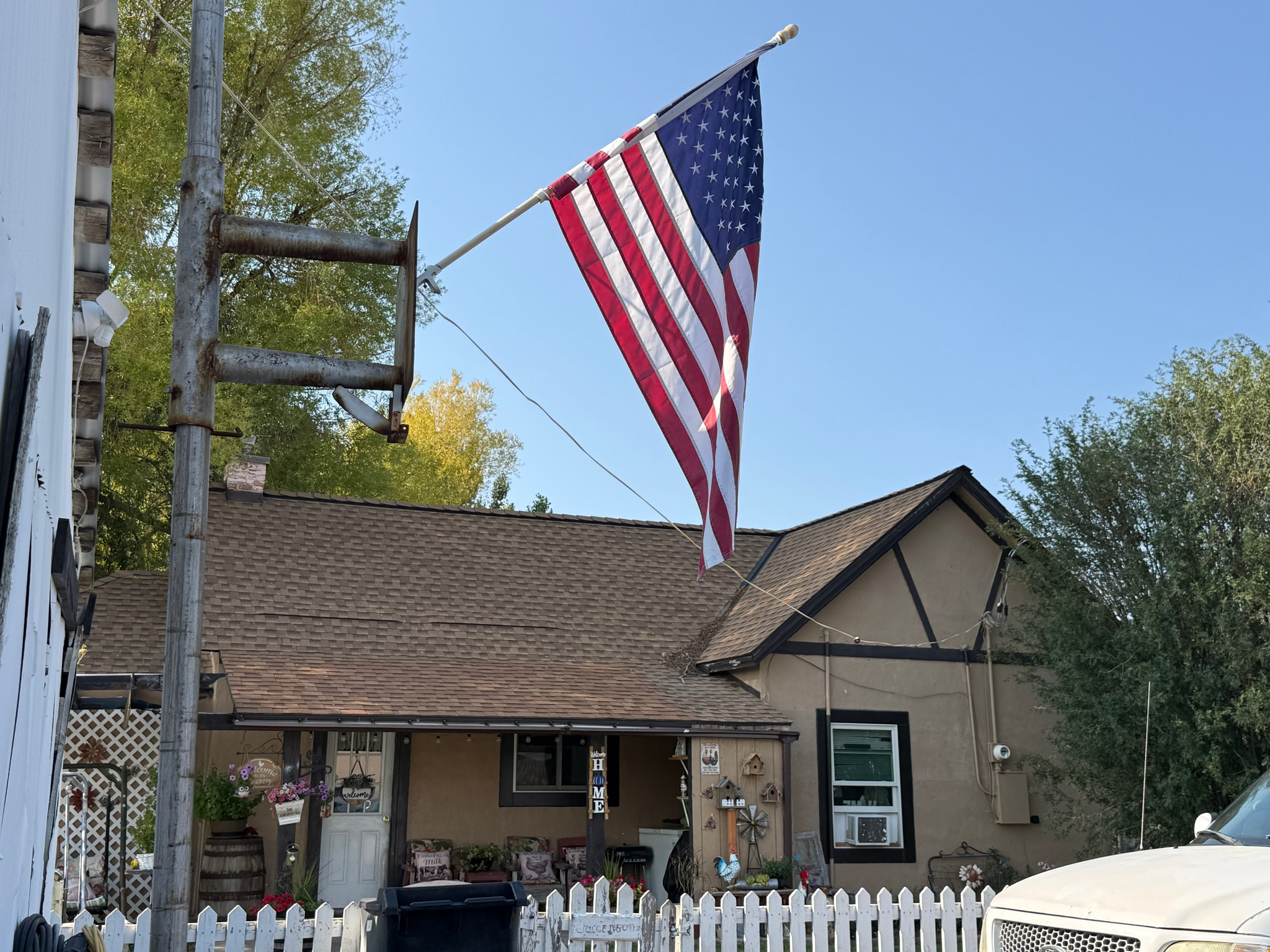 379  MAIN ST