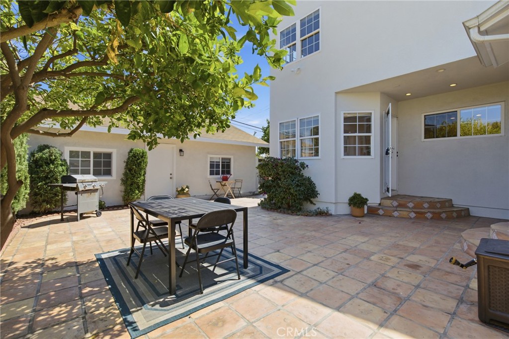 11822 Exposition Boulevard, Los Angeles, CA 90064 — photo 1