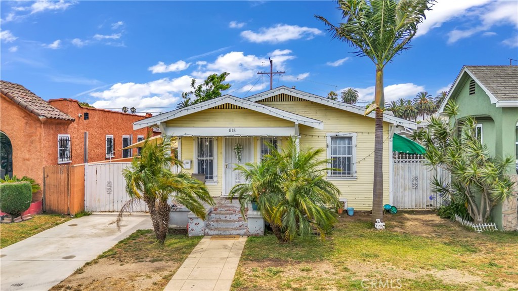 818 W 104th, Los Angeles, CA 90044 — photo 1