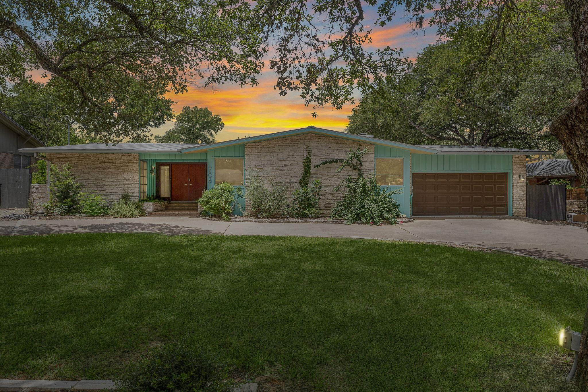 706 Barton, Austin, TX 78704 — photo 1