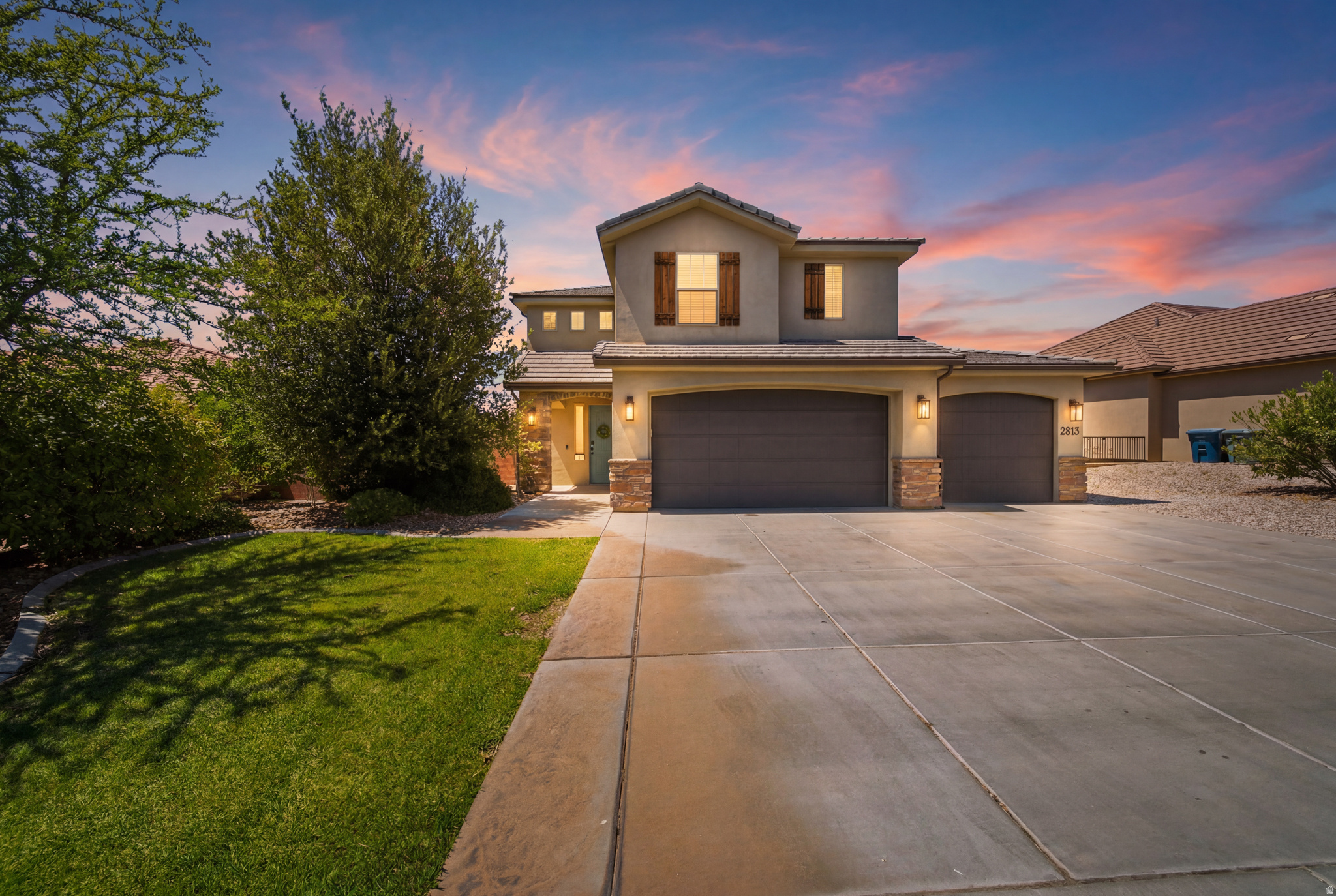 2813 E CRIMSON RIDGE DR, St. George, UT 84790 — photo 1
