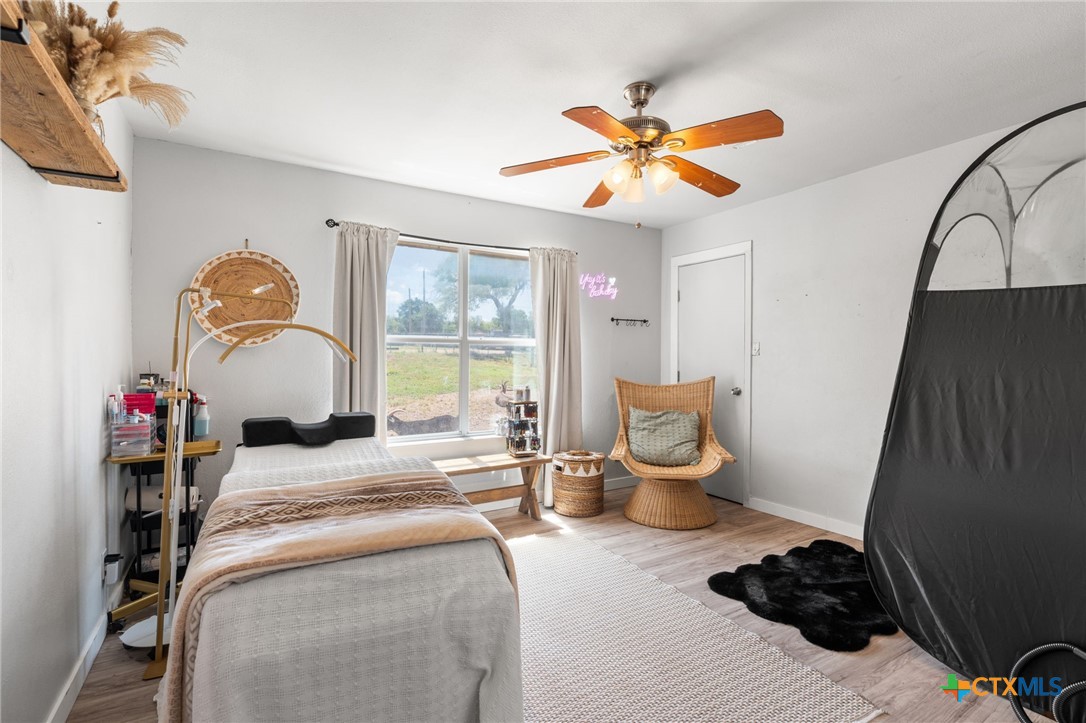 1421 Fm 1660, Hutto, TX 78634 — photo 1