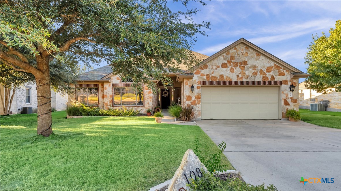 108 Natalies Point, Burnet, TX 78611 — photo 1