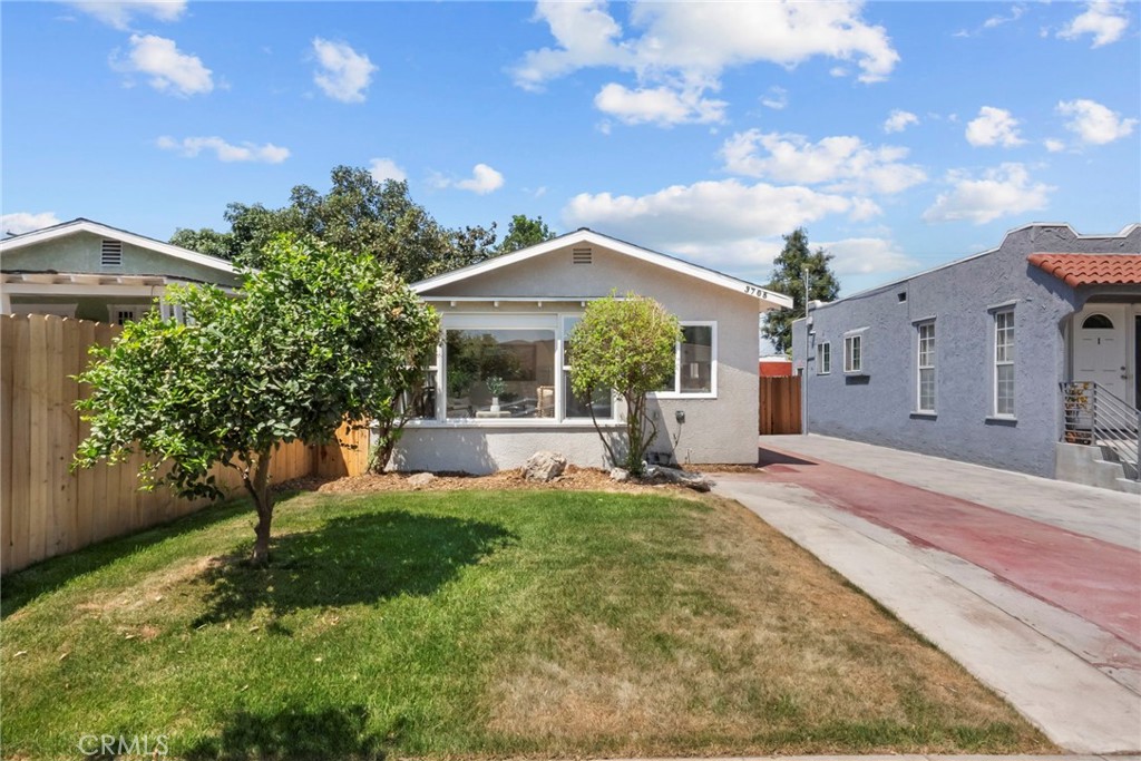3705 S St Andrews, Los Angeles, CA 90018 — photo 1