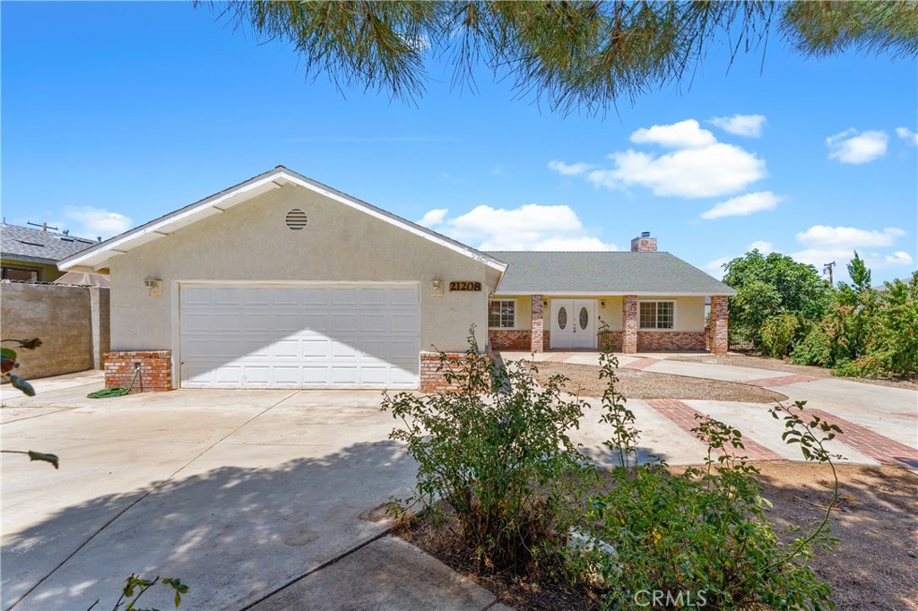 21208 Madre, Tehachapi, CA 93561 — photo 1