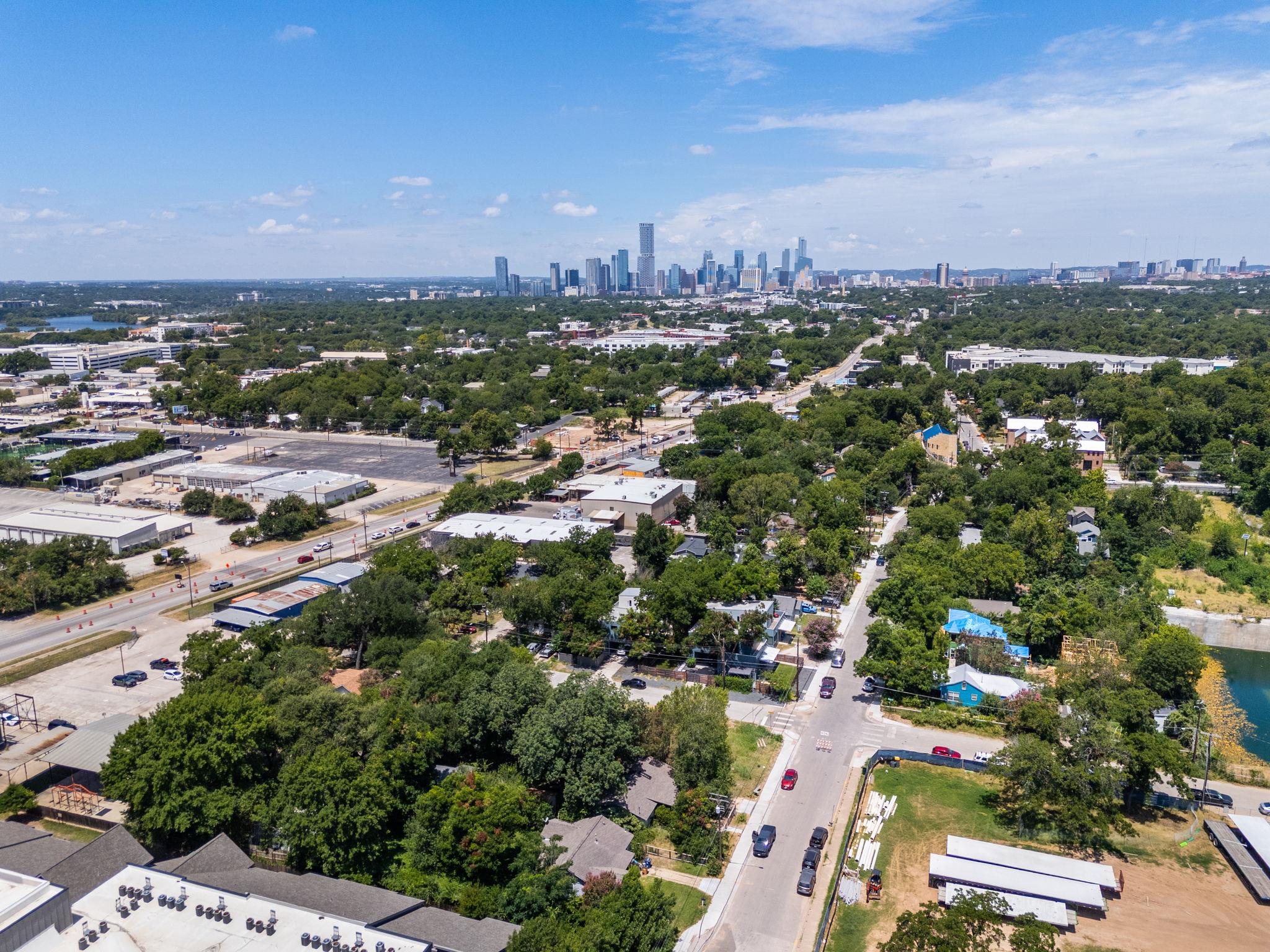4801 Gonzales, Austin, TX 78702 — photo 1