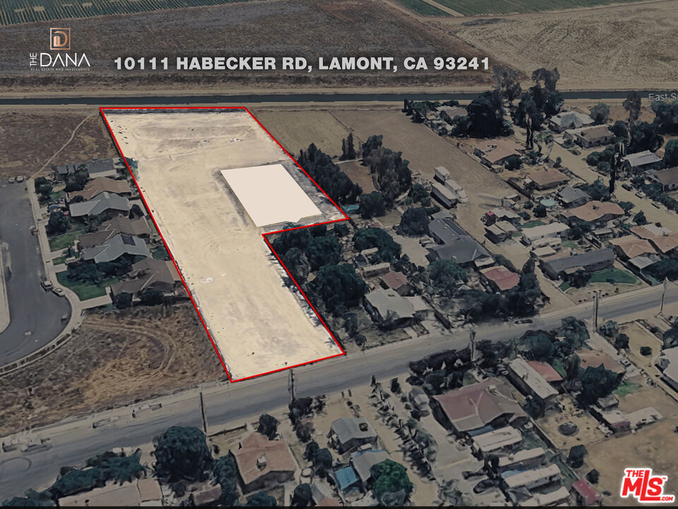 10111 Habecker Road, Lamont, CA 93241 — photo 1