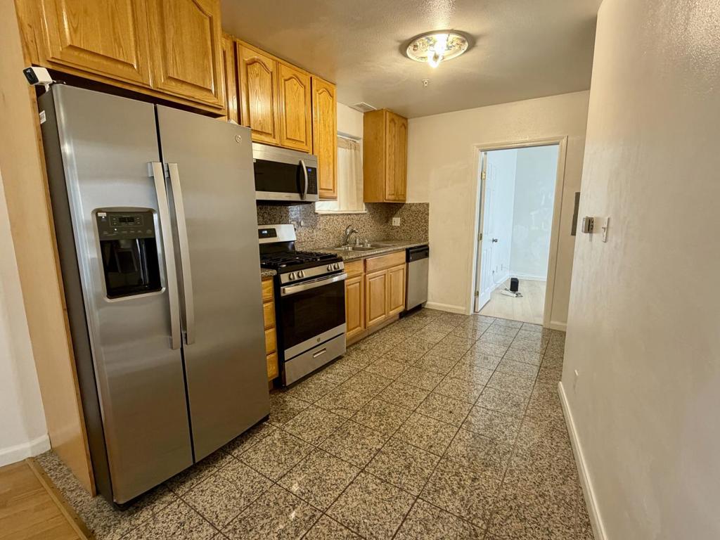 5301 Mission Street 1, San Francisco, CA 94112 — photo 1