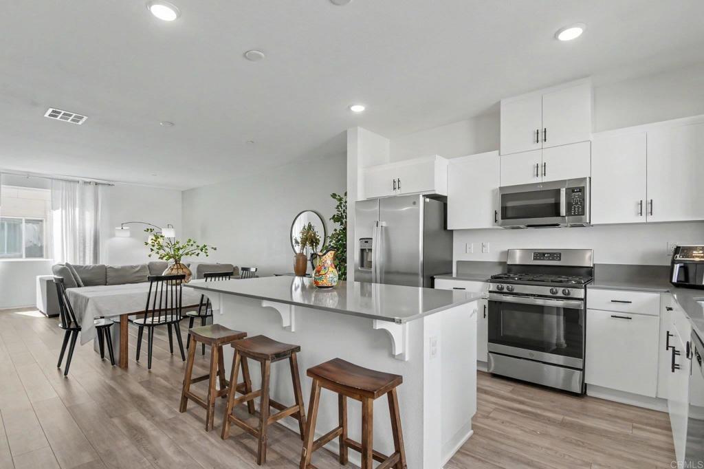 5212 Beachfront Cove Street 37, San Diego, CA 92154 — photo 1