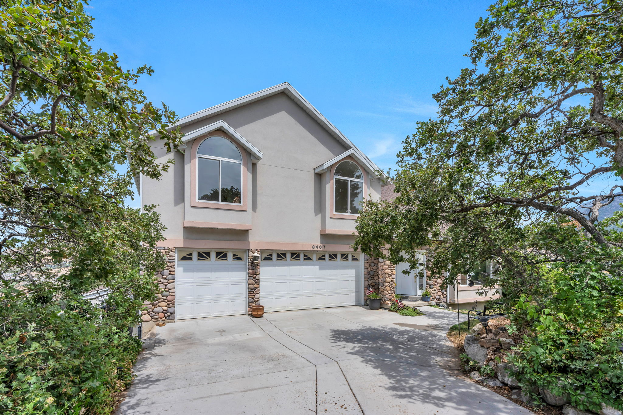 3467 E MAGIC VIEW DRIVE, Cottonwood Heights, UT 84121 — photo 1