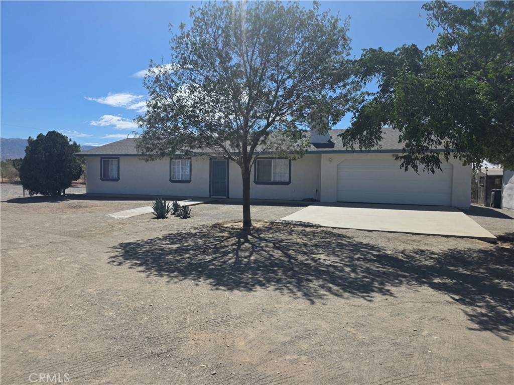 11380 El Esteban, Phelan, CA 92371 — photo 1